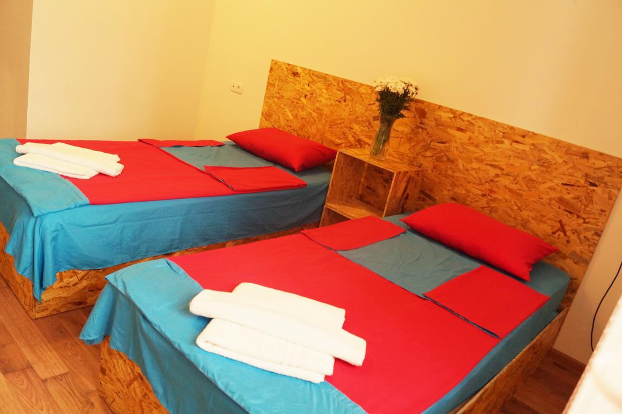 Shat Lav Hostel Jereván Kültér fotó