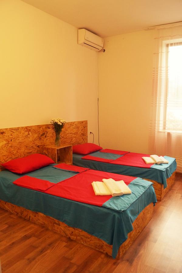 Shat Lav Hostel Jereván Kültér fotó