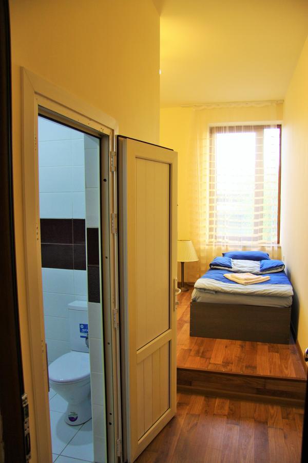 Shat Lav Hostel Jereván Kültér fotó
