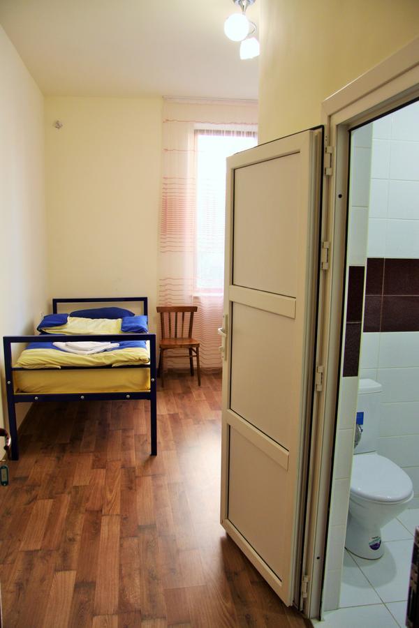 Shat Lav Hostel Jereván Kültér fotó