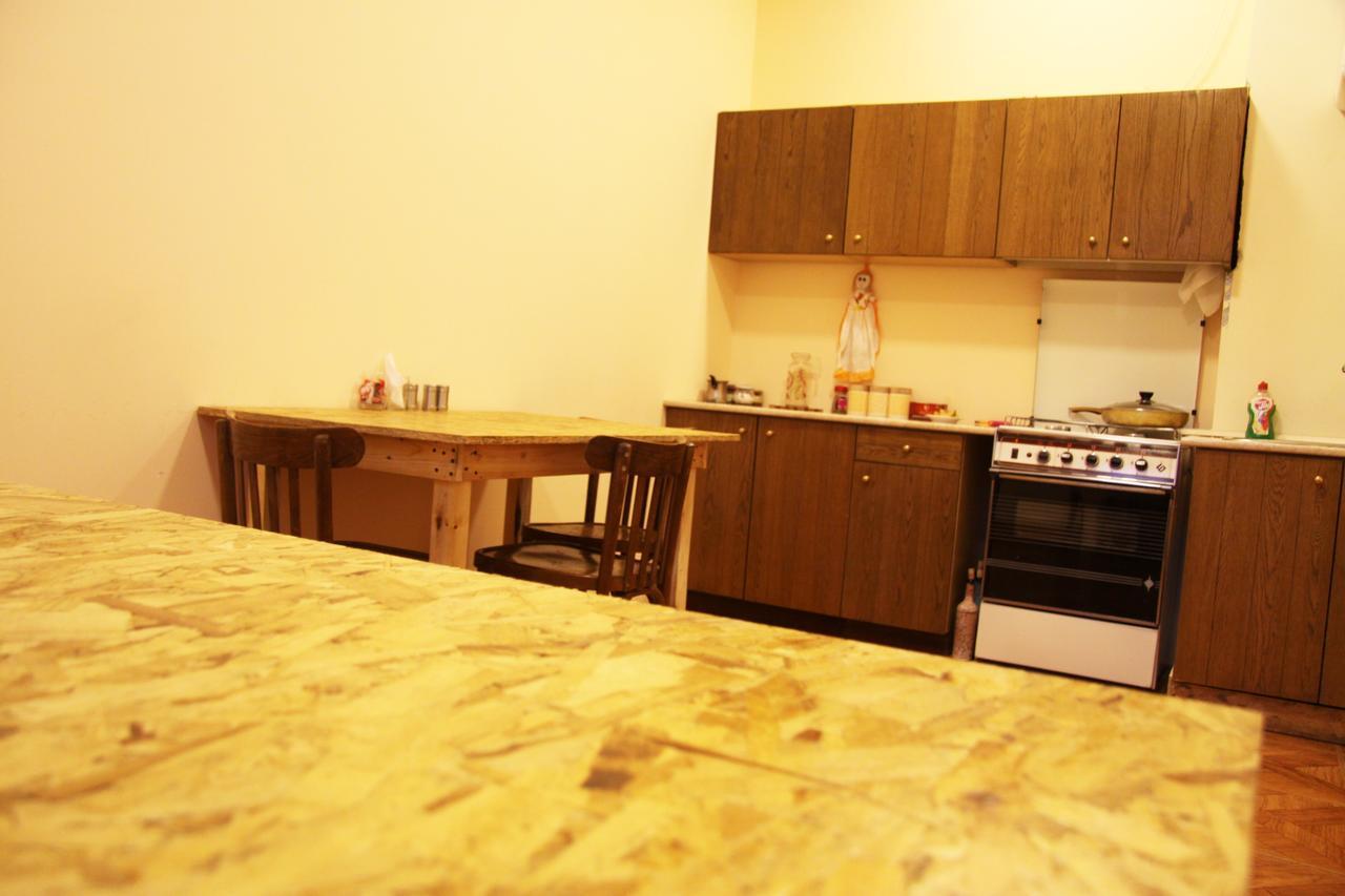 Shat Lav Hostel Jereván Kültér fotó