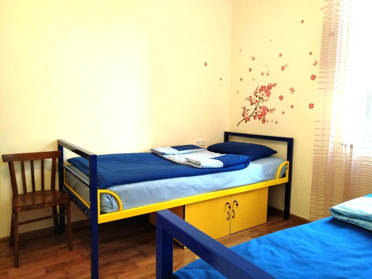 Shat Lav Hostel Jereván Kültér fotó